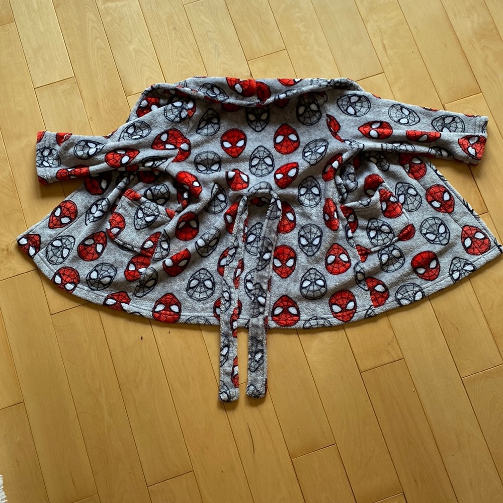 Dressing gown âge 4 in excellent condition